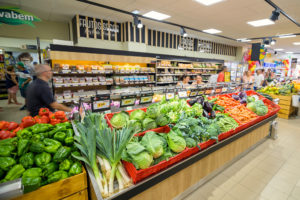 Consumidores assumem estar “altamente dispostos” a pagar mais por produtos naturais, orgânicos e sustentáveis (Nielsen)