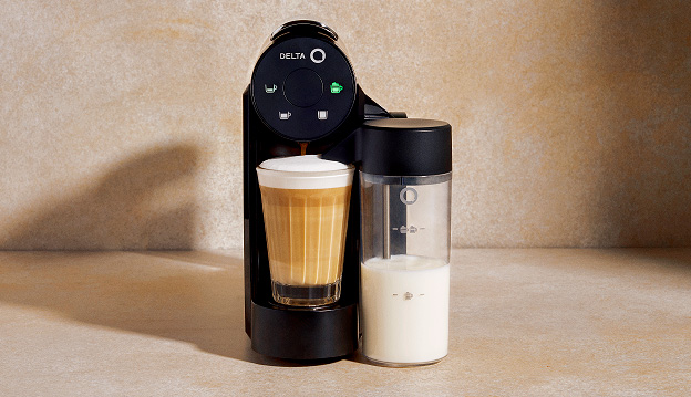 Delta Q apresenta a primeira máquina compacta, a mini milkQool, que permite a extração de bebidas compostas